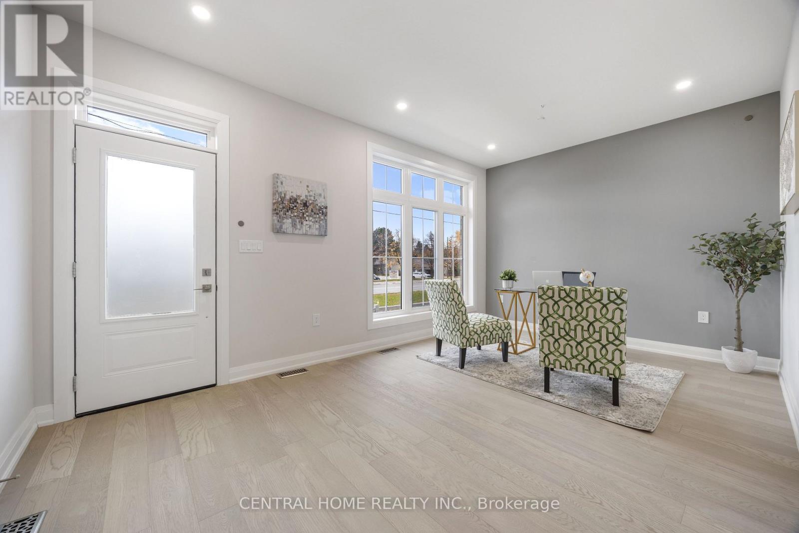 Photo 3 of 2950 Elgin Mills Road E, Markham ON