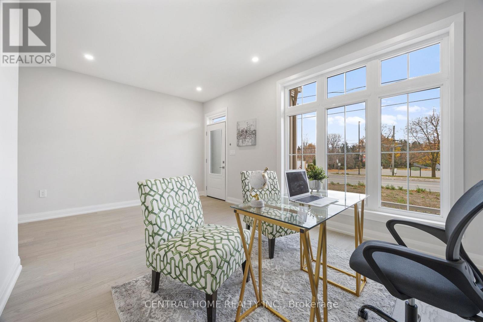 Photo 4 of 2950 Elgin Mills Road E, Markham ON