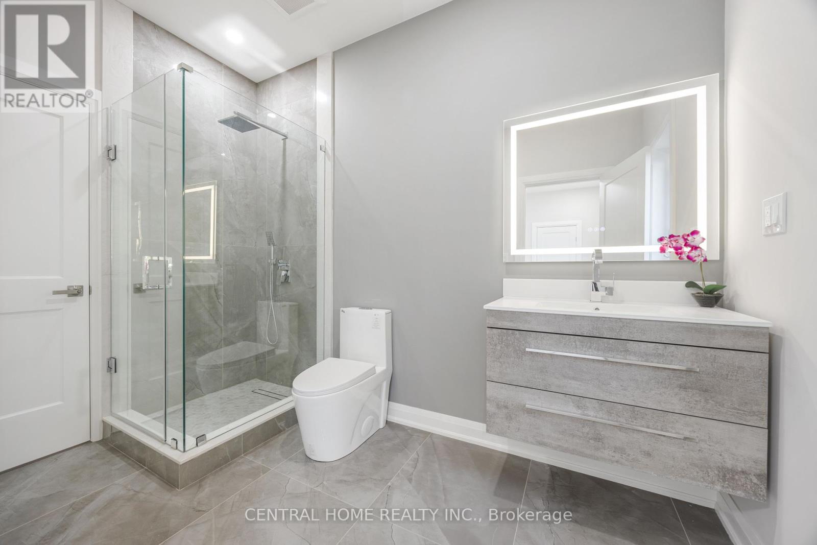 Photo 6 of 2950 Elgin Mills Road E, Markham ON