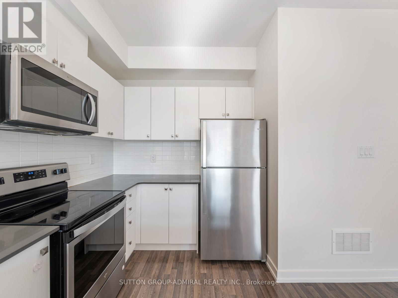 Photo 10 of 110 Dalhousie Street, Vaughan ON