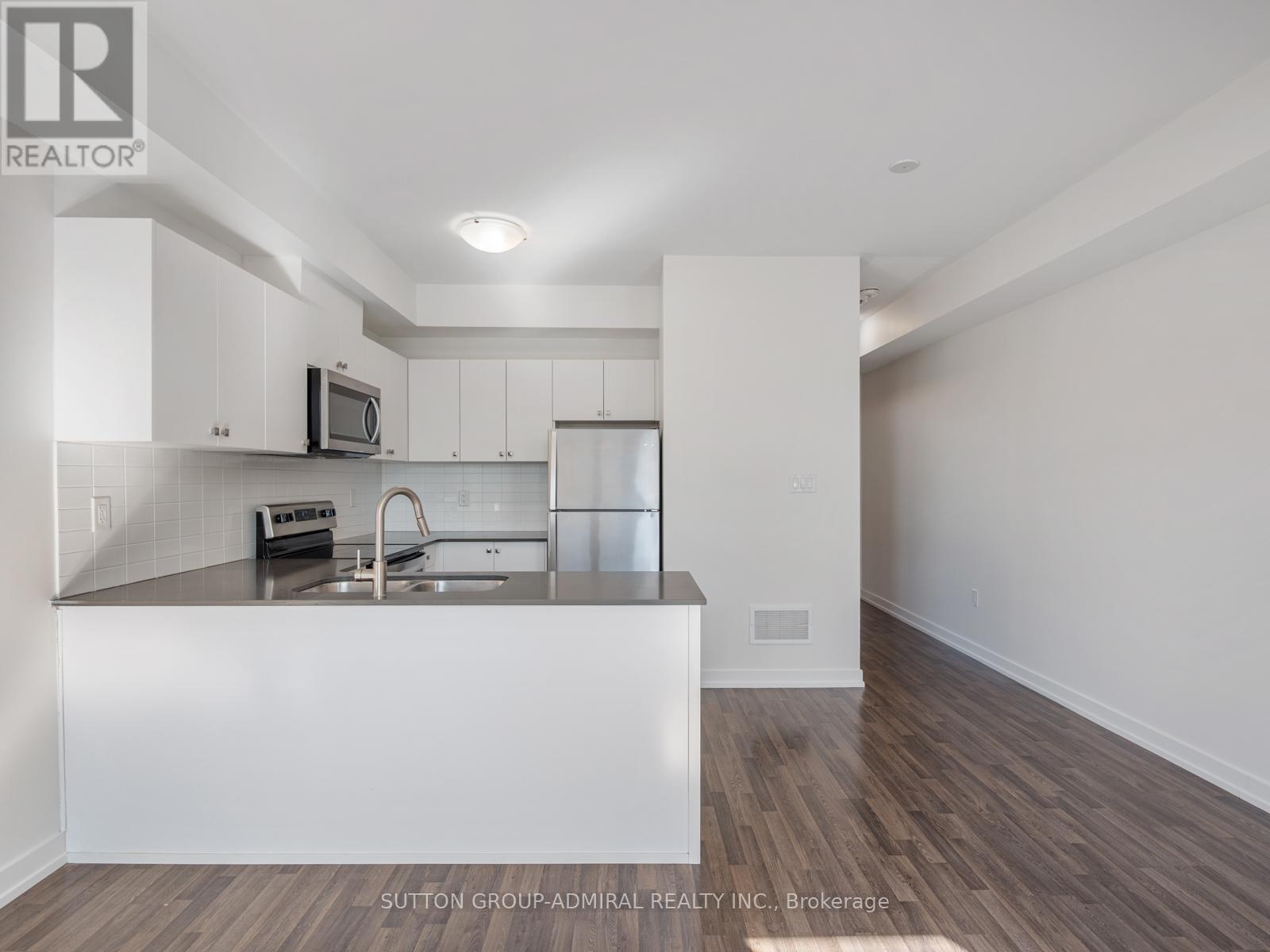 Photo 12 of 110 Dalhousie Street, Vaughan ON
