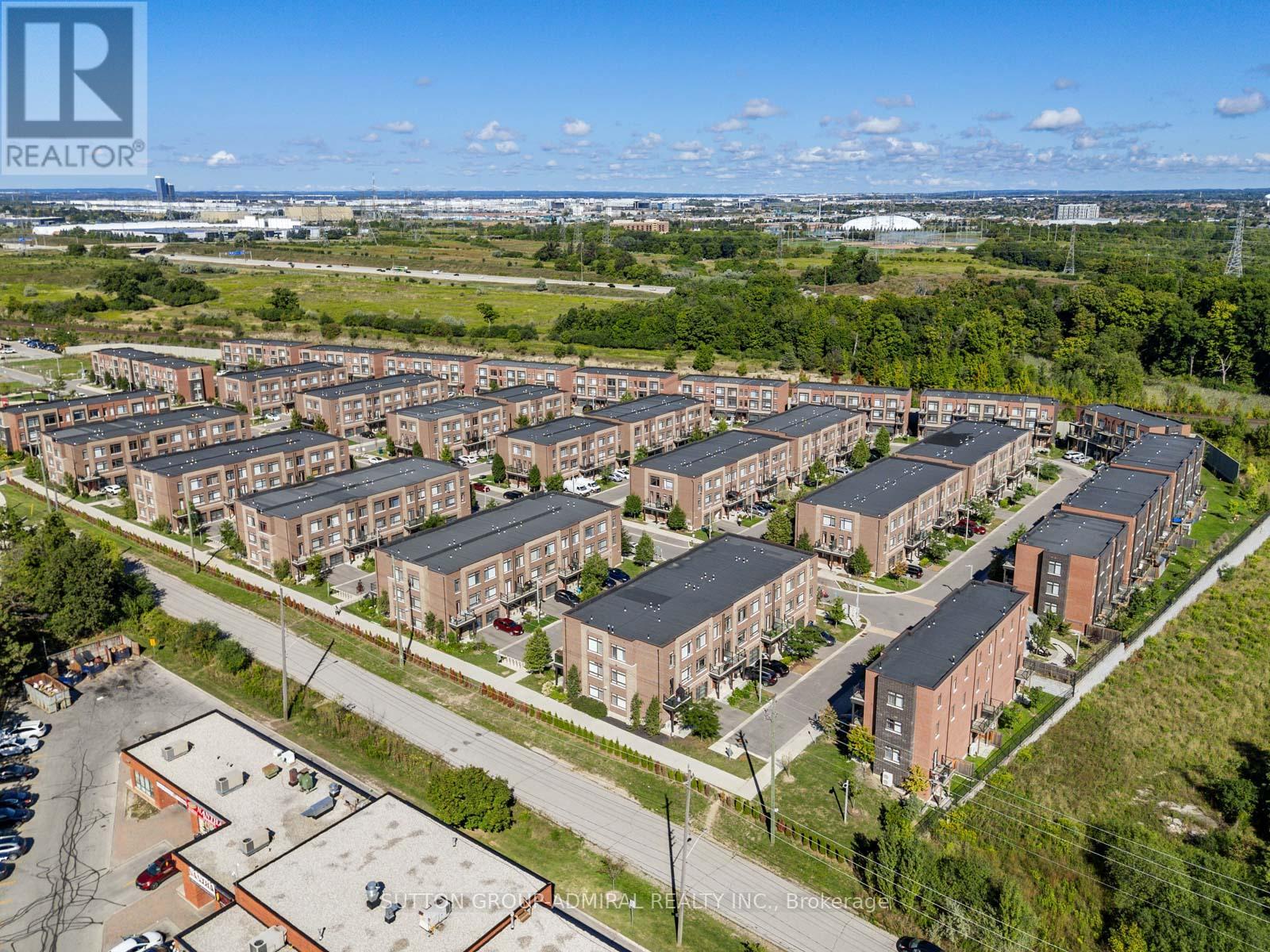 Photo 32 of 110 Dalhousie Street, Vaughan ON