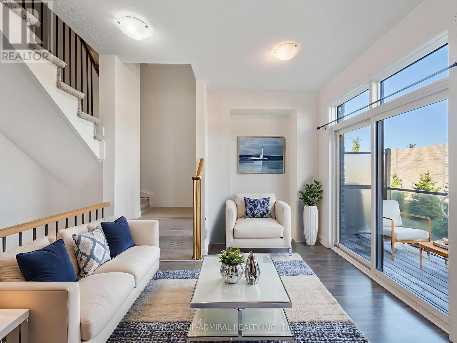 Photo 4 of 110 Dalhousie Street, Vaughan ON