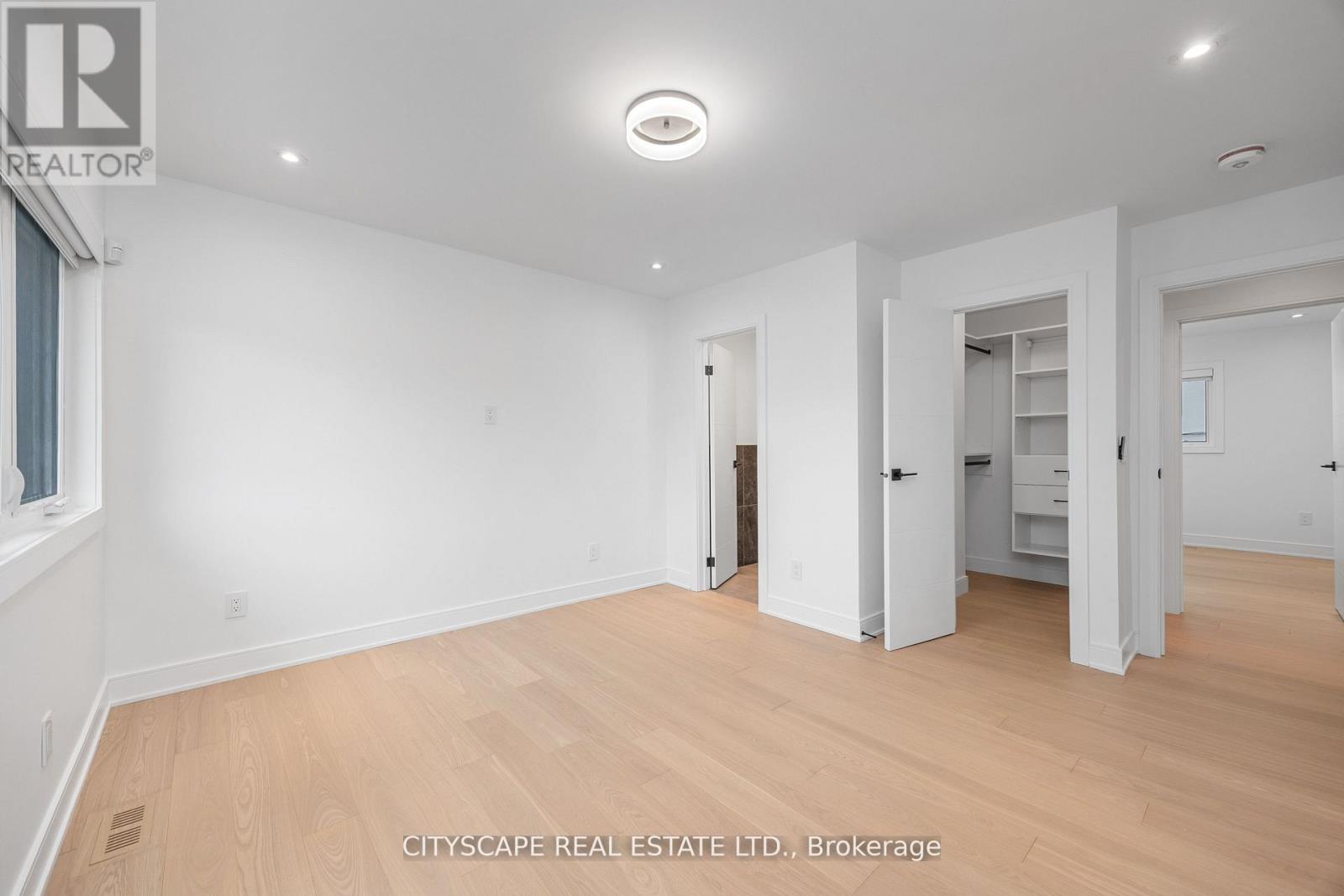Photo 16 of 6 Portree Crescent, Markham ON