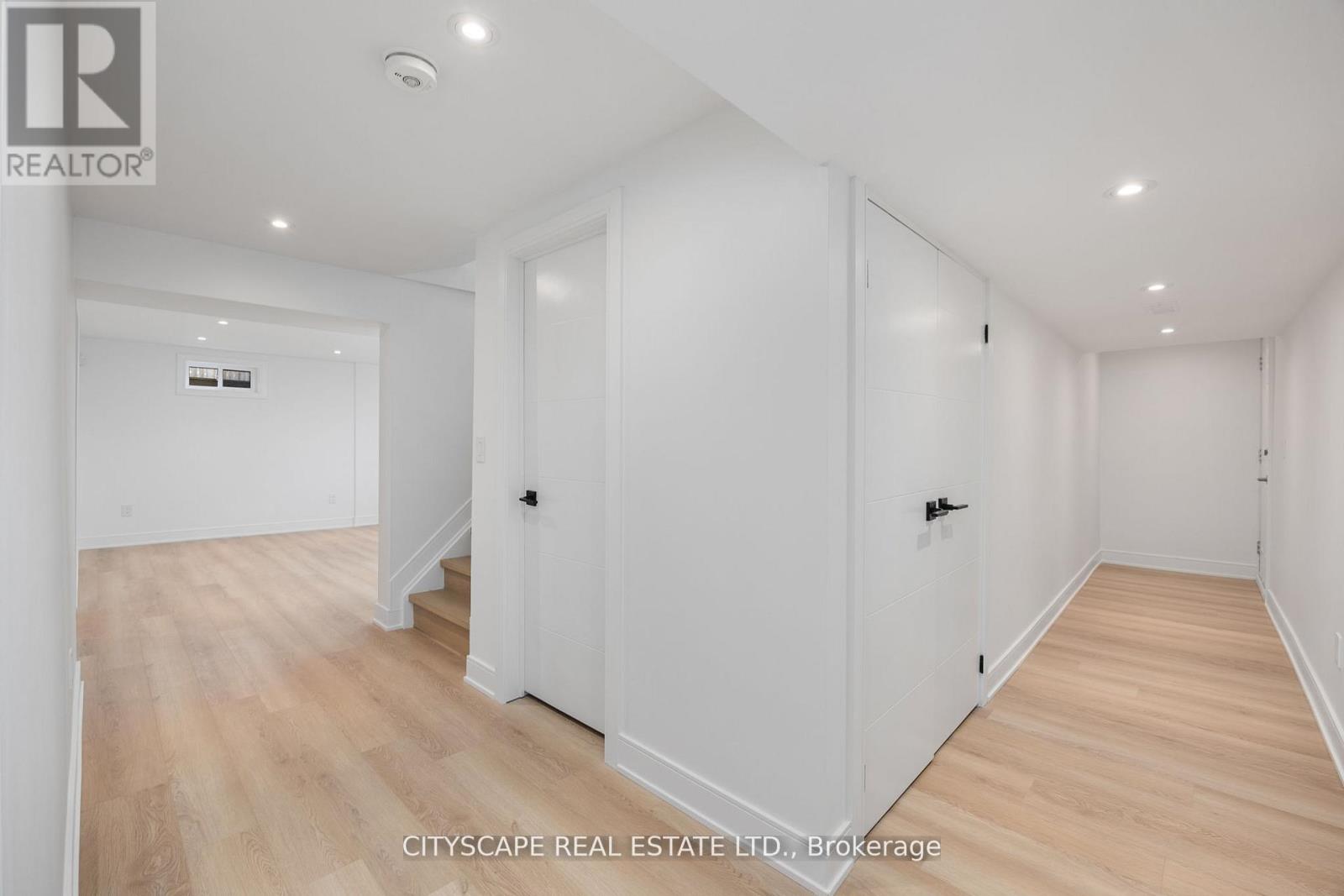 Photo 42 of 6 Portree Crescent, Markham ON