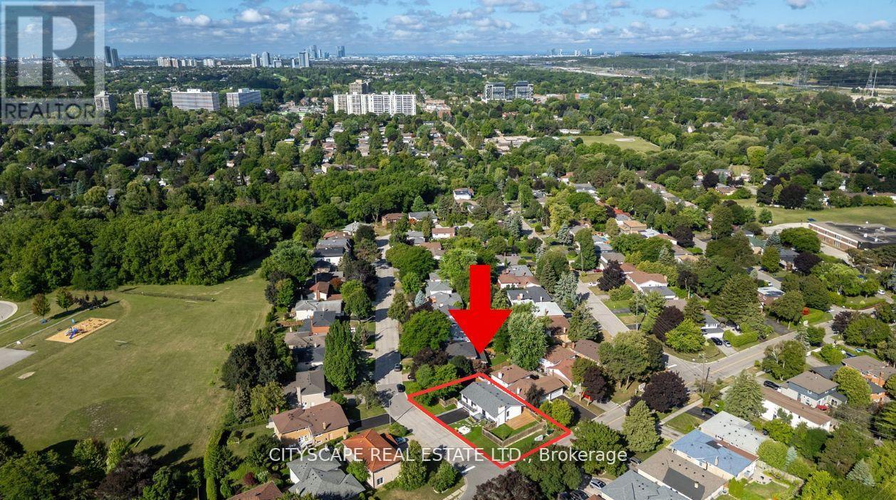 Photo 50 of 6 Portree Crescent, Markham ON