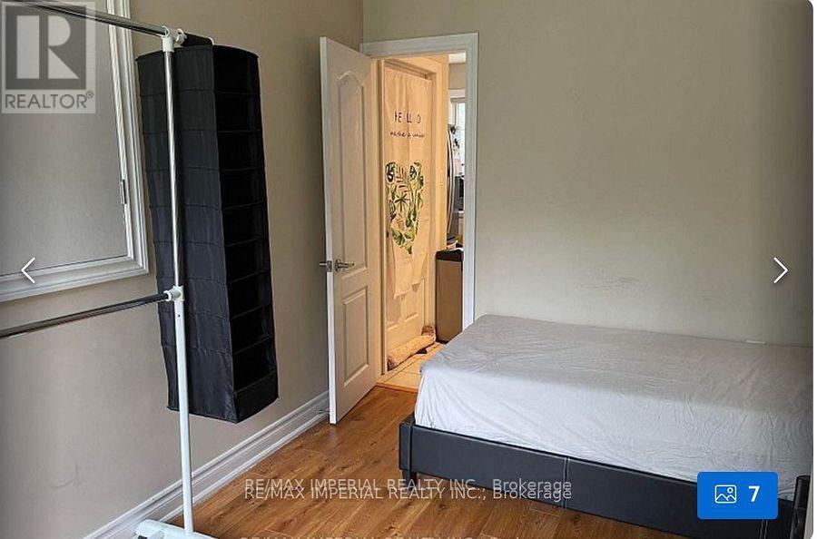 Photo 1 of Bedroom One 118 Ruggles Avenue, Richmond Hill ON