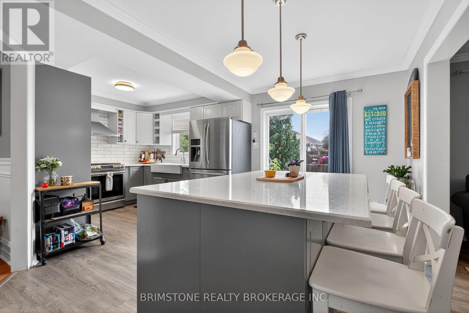Photo 12 of 116 Bird Street, Barrie ON