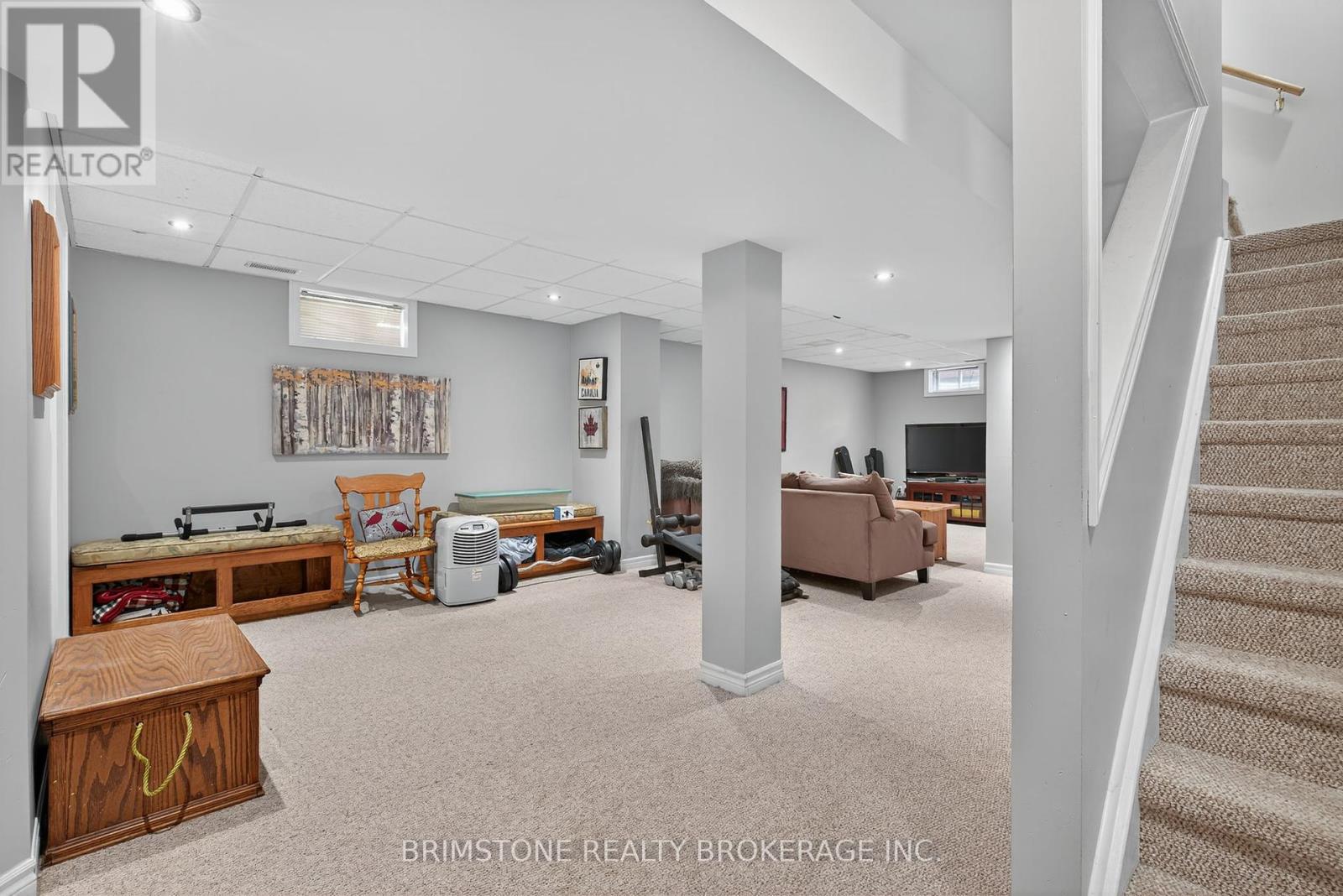 Photo 31 of 116 Bird Street, Barrie ON