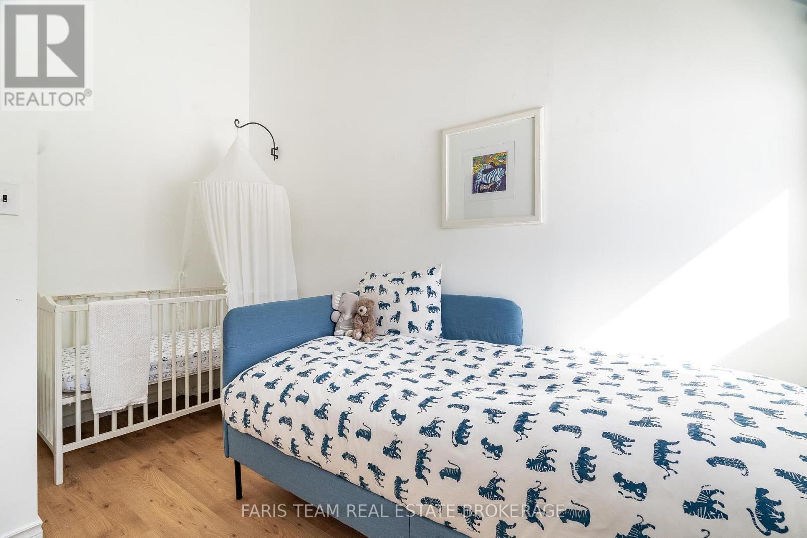 Photo 12 of 20 Glen Cedar Drive, Tiny ON