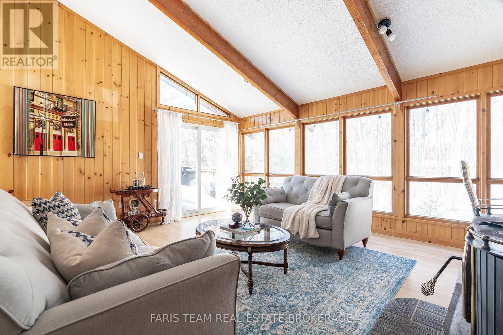 Photo 8 of 20 Glen Cedar Drive, Tiny ON