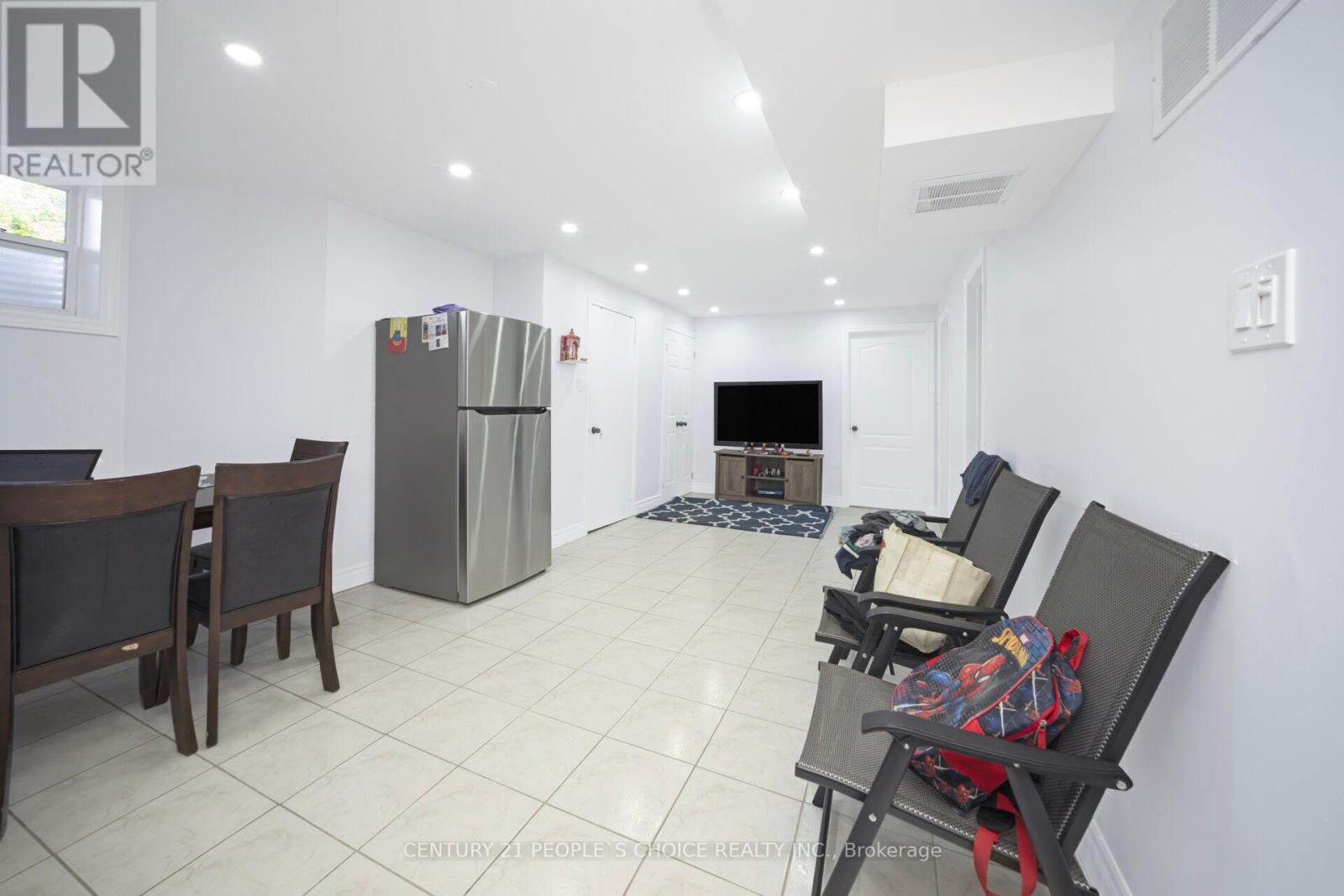 Photo 5 of Lower 2 Checkerberry Crescent, Brampton ON
