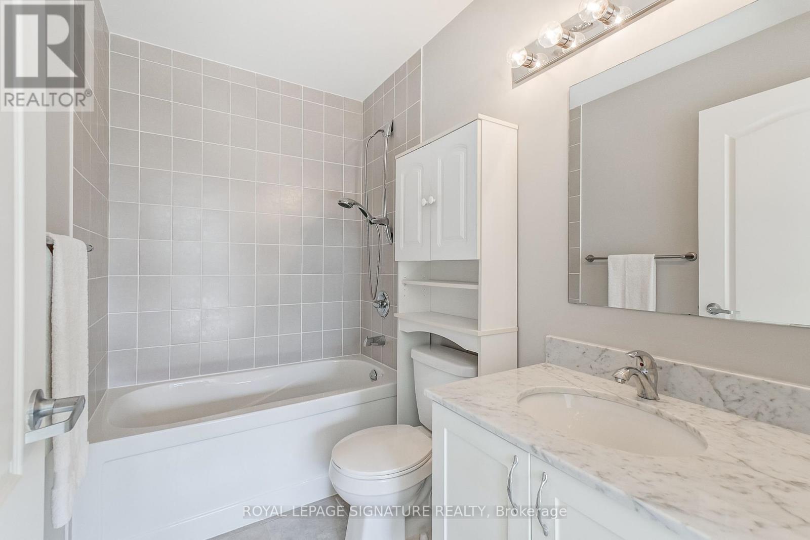 Photo 28 of 320 3865 Lake Shore Boulevard W, Toronto ON