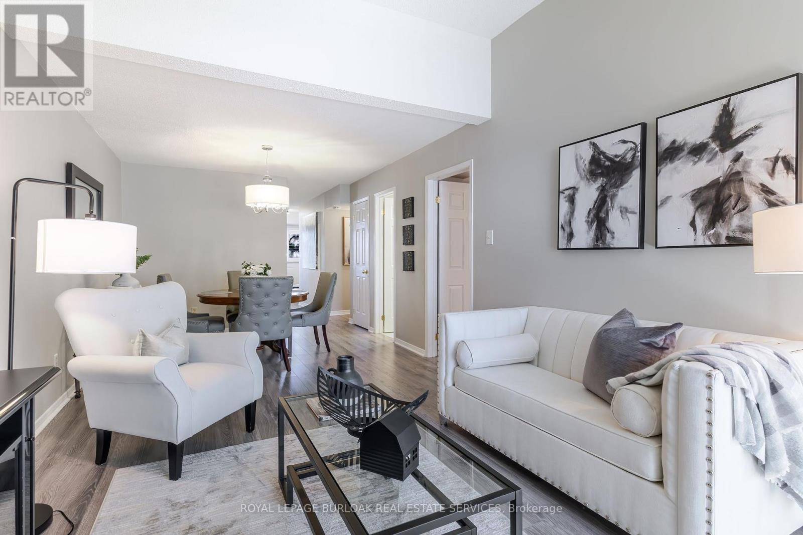 Photo 21 of 102 2110 Cleaver Avenue, Burlington ON