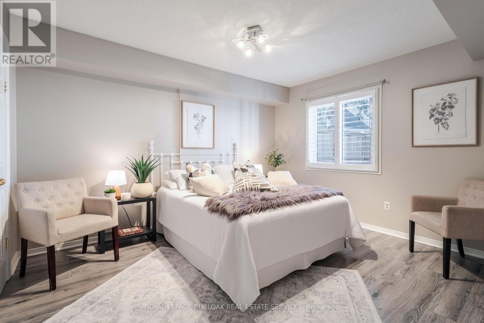 Photo 22 of 102 2110 Cleaver Avenue, Burlington ON
