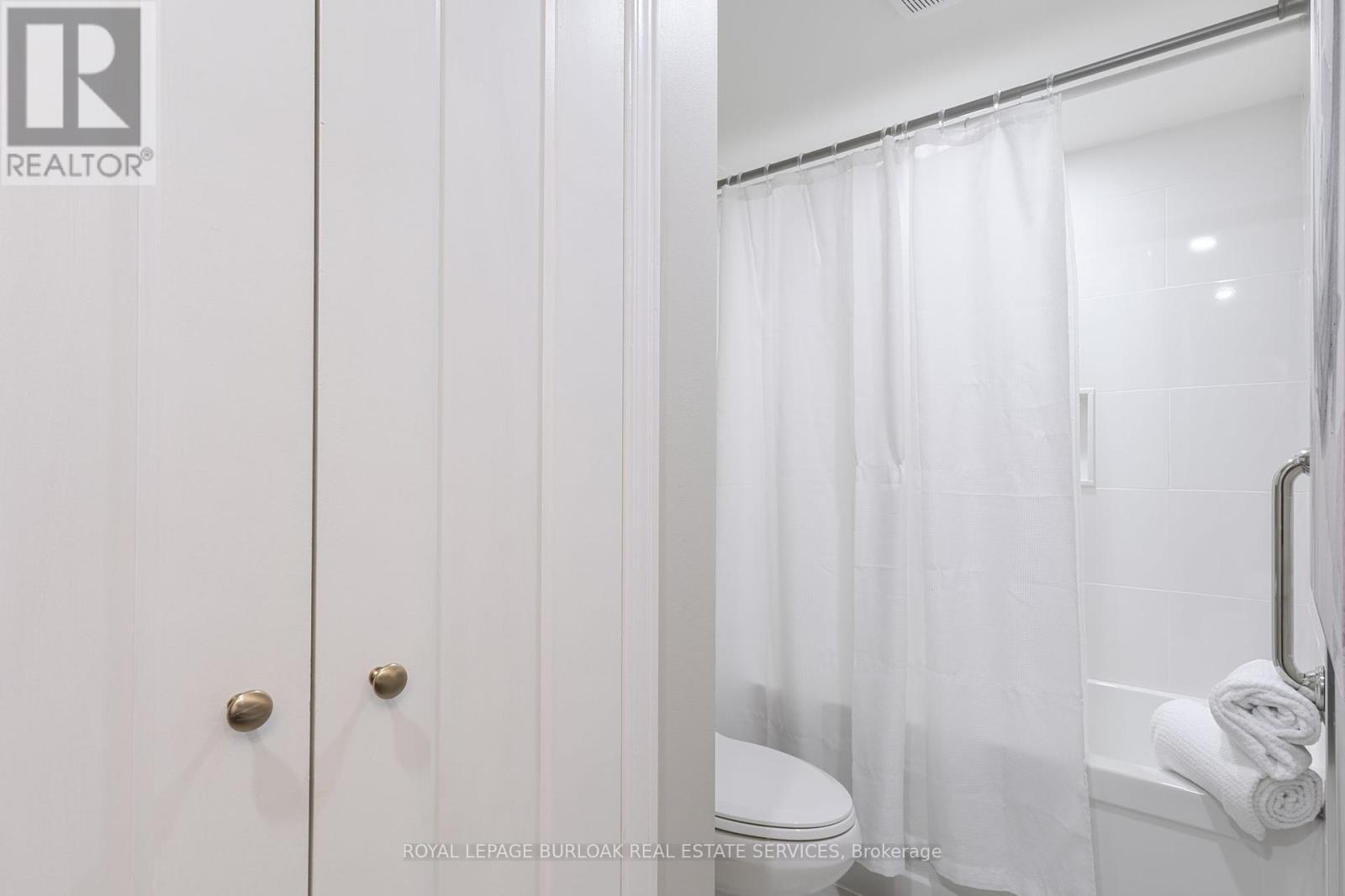 Photo 29 of 102 2110 Cleaver Avenue, Burlington ON