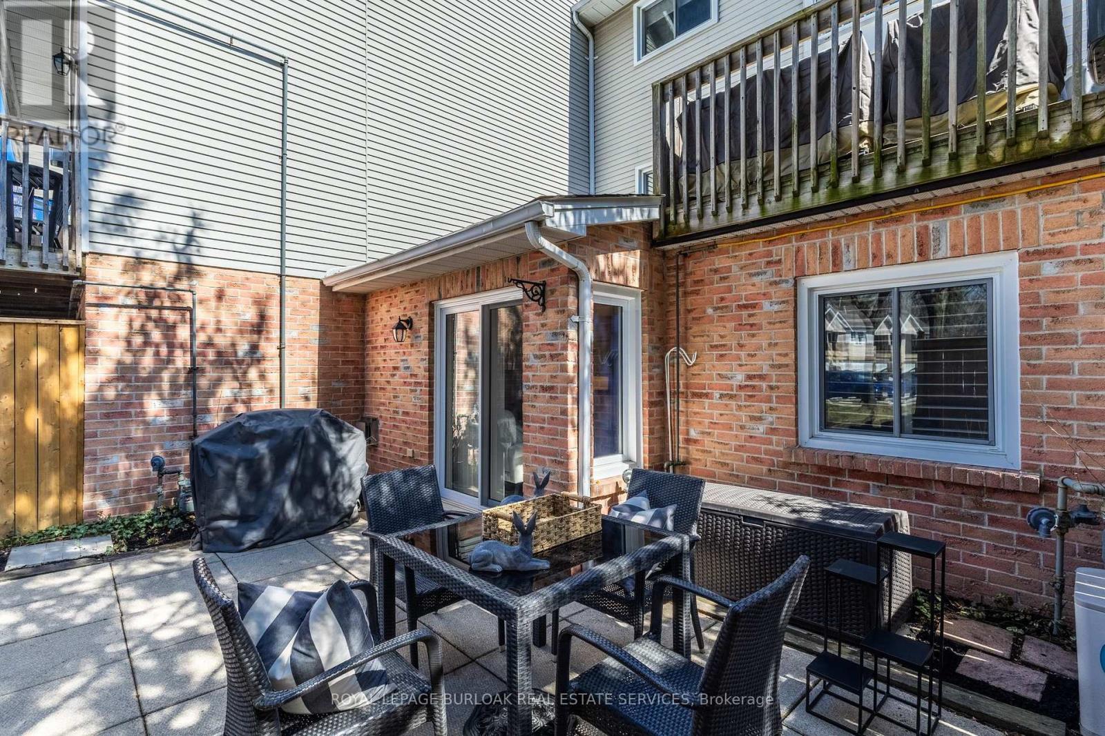 Photo 34 of 102 2110 Cleaver Avenue, Burlington ON