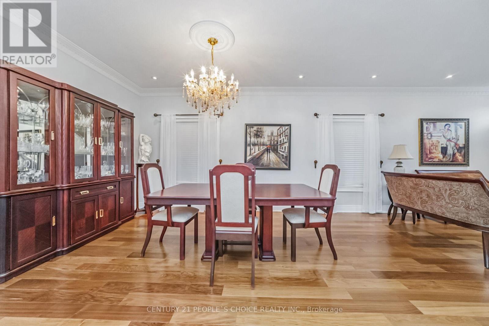 Photo 10 of 28 Coin Street, Brampton ON