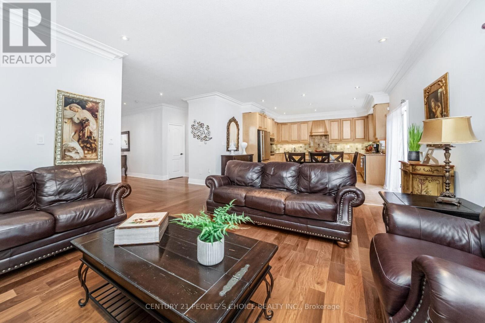 Photo 14 of 28 Coin Street, Brampton ON