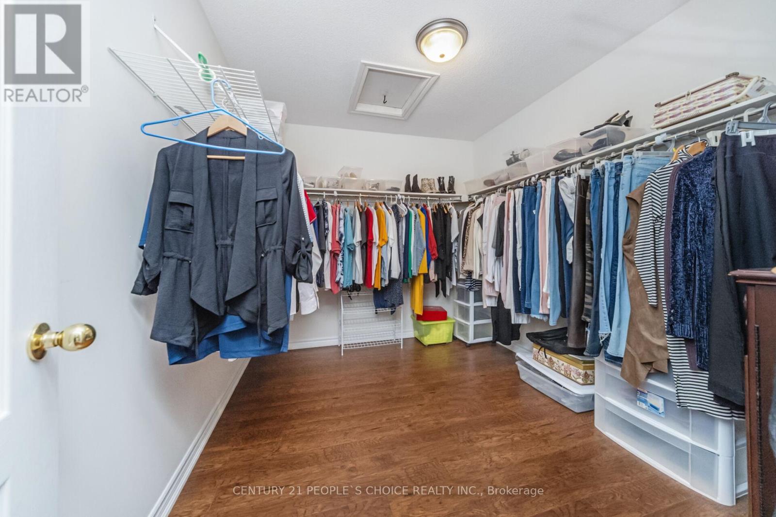 Photo 32 of 28 Coin Street, Brampton ON