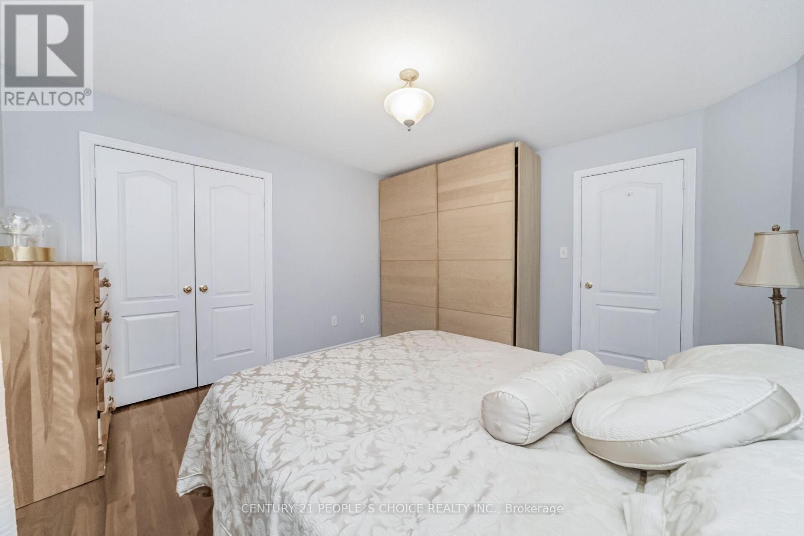 Photo 34 of 28 Coin Street, Brampton ON
