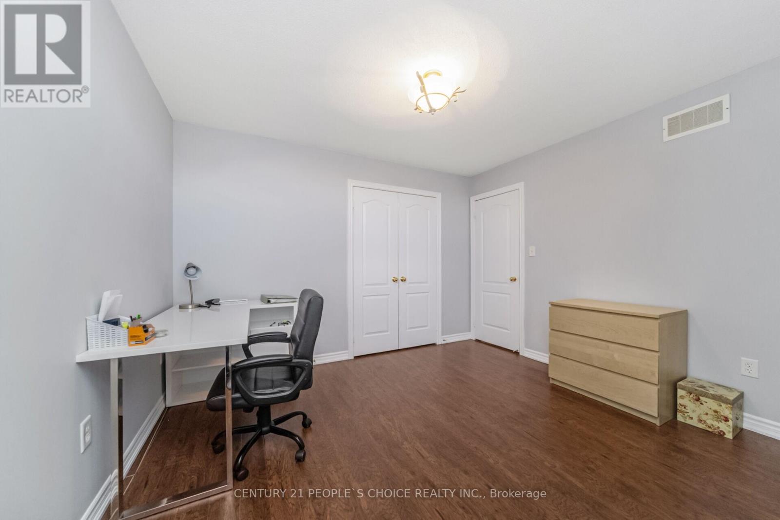 Photo 40 of 28 Coin Street, Brampton ON