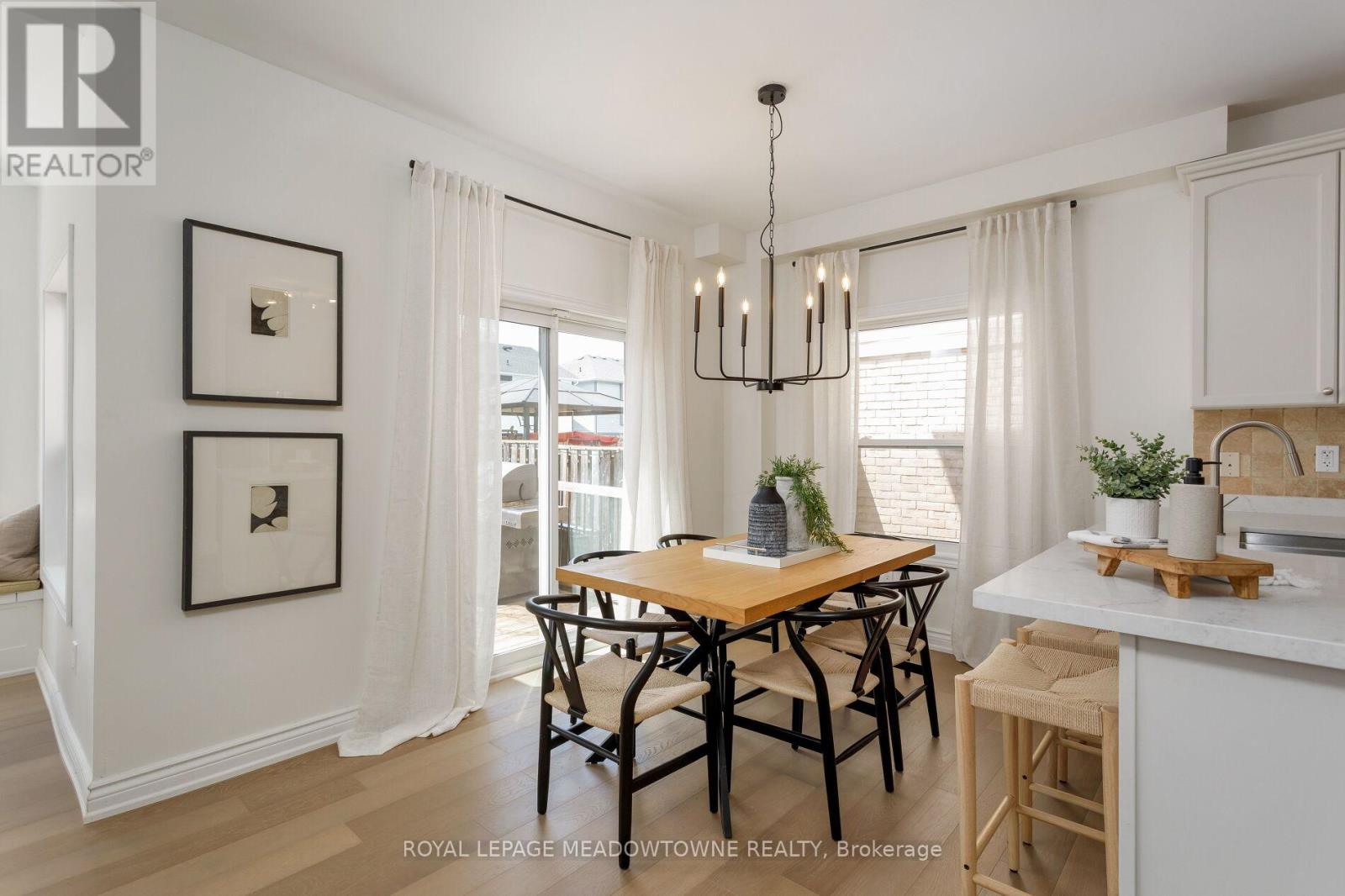 Photo 9 of 1083 Easterbrook Crescent, Milton ON