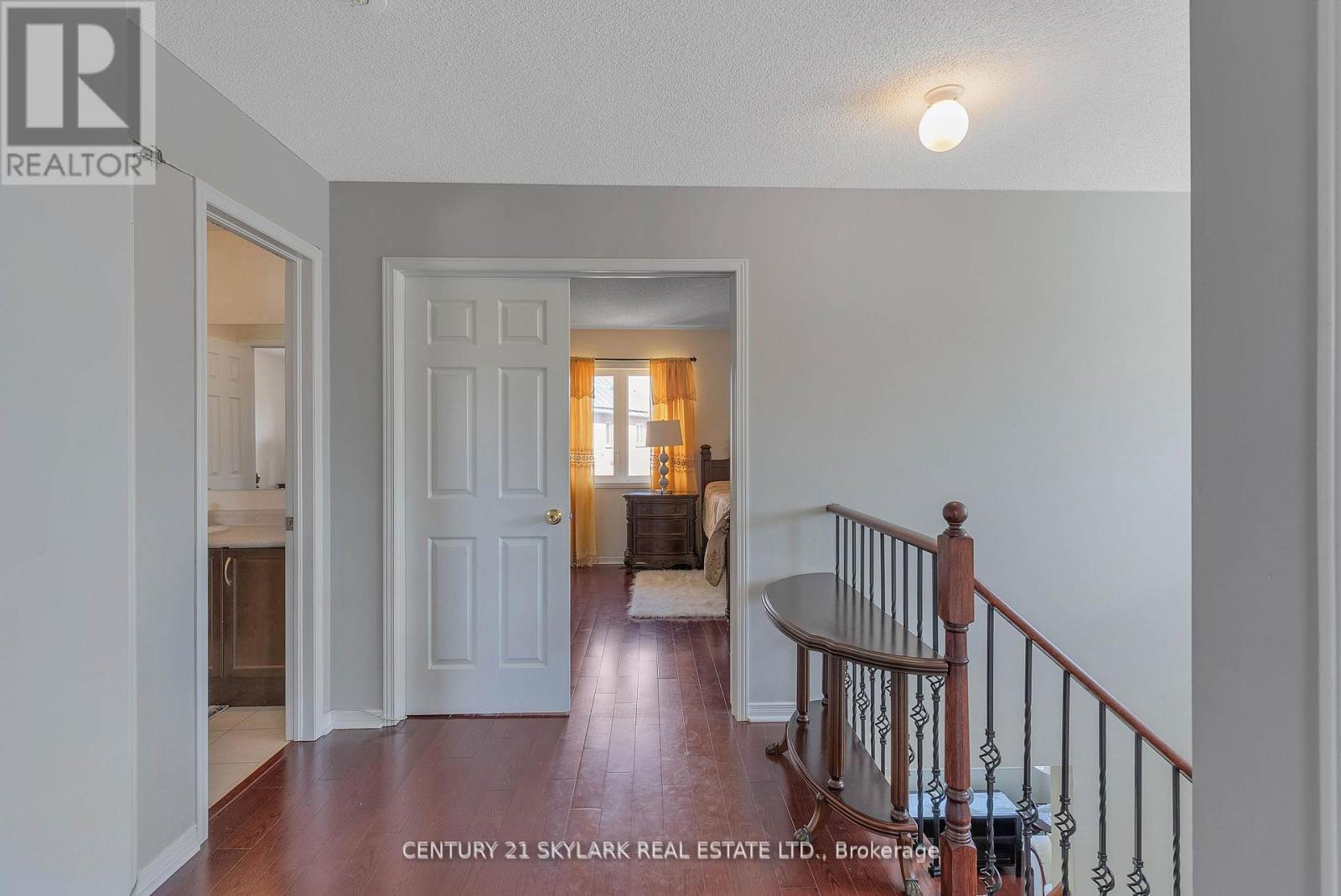 Photo 24 of 13 Ledgerock Road, Brampton ON