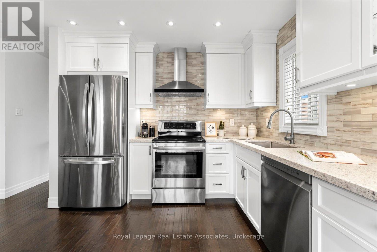 Photo 15 of 65 Summerfield Crescent, Brampton ON