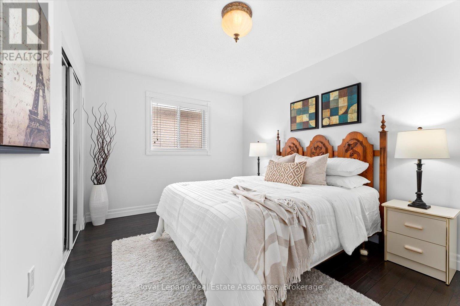 Photo 19 of 65 Summerfield Crescent, Brampton ON
