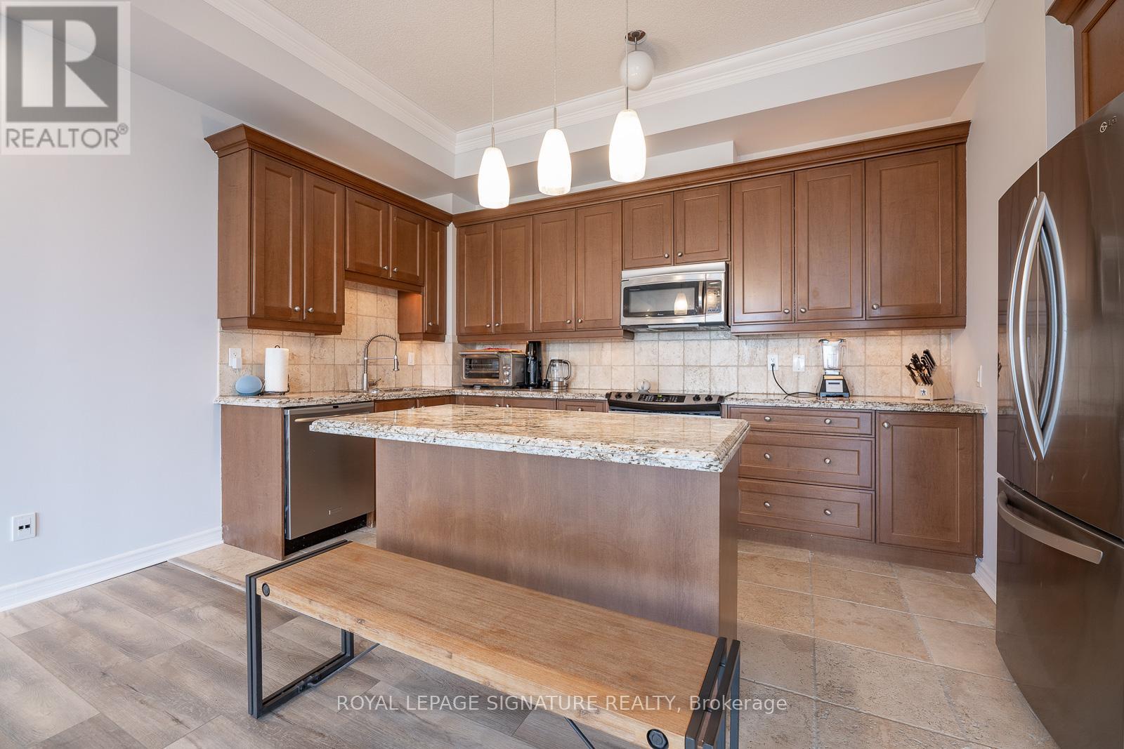 Photo 7 of Ph 6 483 Faith Drive, Mississauga ON
