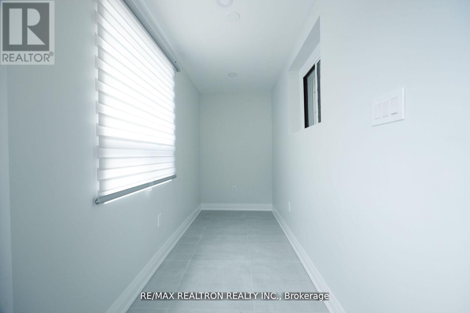Photo 14 of 77 Hatherley Road, Toronto ON