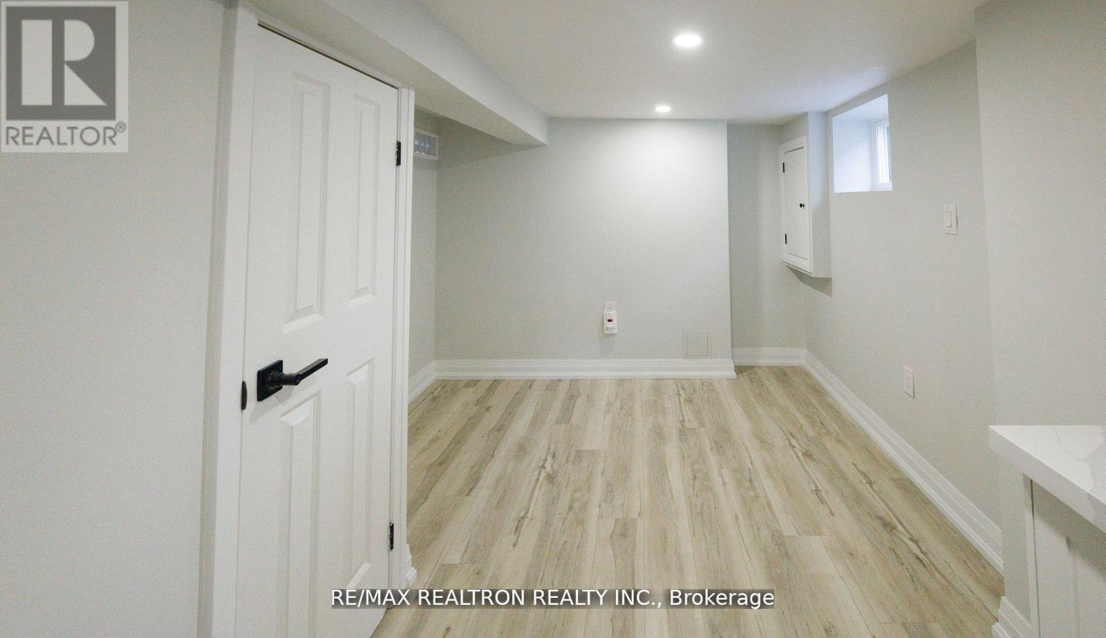 Photo 25 of 77 Hatherley Road, Toronto ON