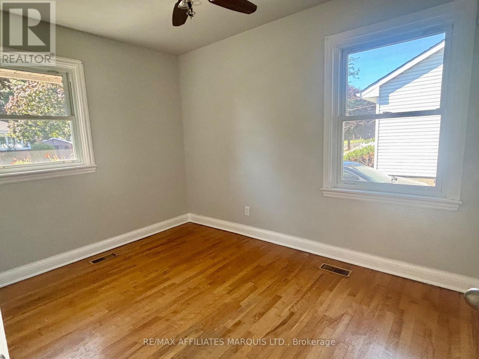 Photo 17 of 1005 Leonard Avenue, Cornwall ON
