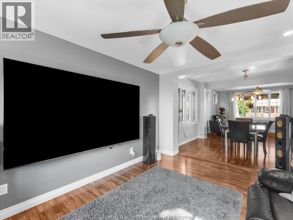 Photo 12 of 1763 Lincoln, Windsor ON