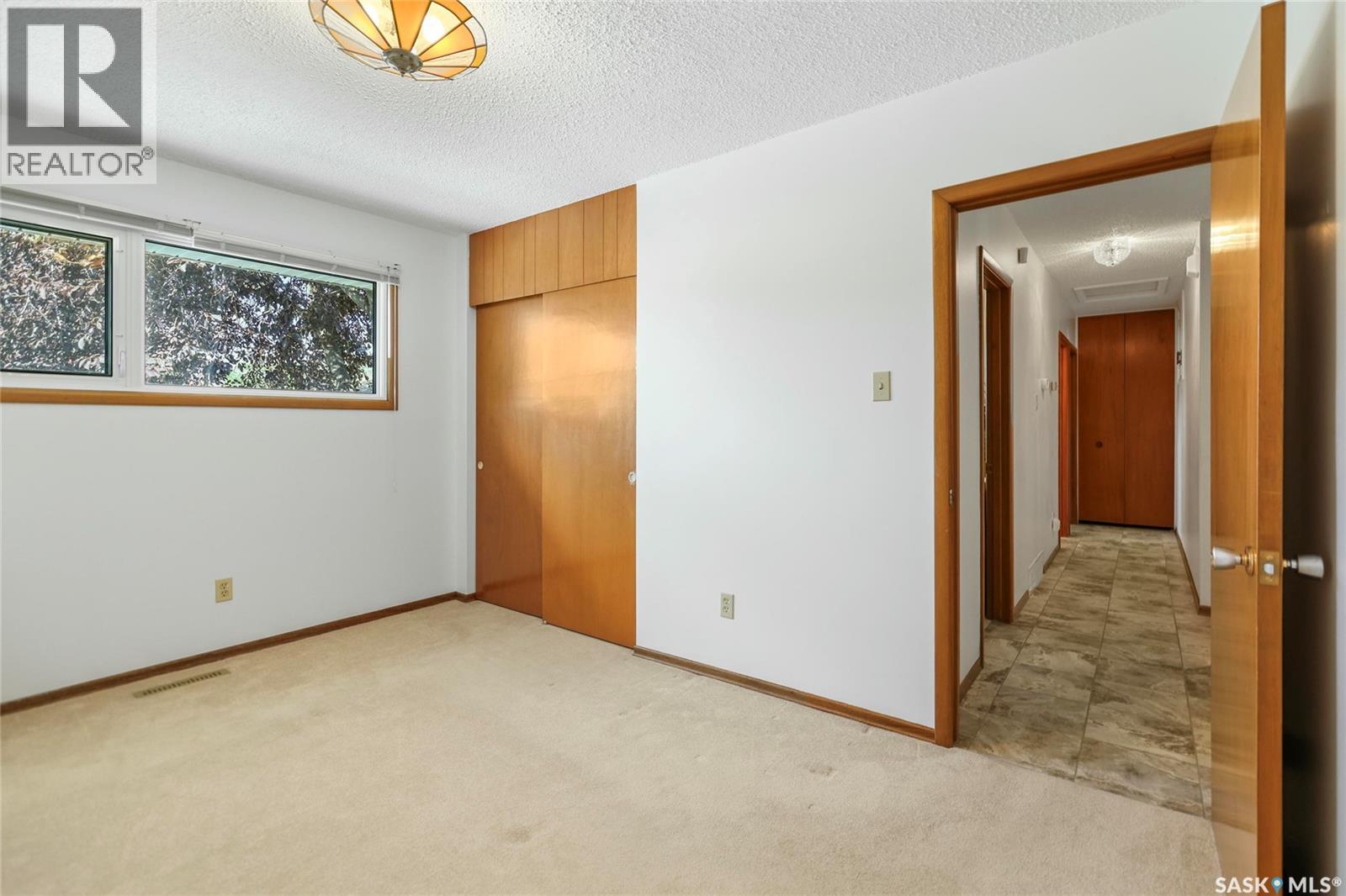 Photo 21 of 144 Woodward Avenue, Regina SK
