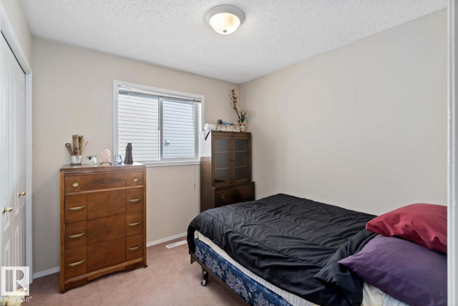 Photo 21 of 19 Westwood Green, Fort Saskatchewan AB
