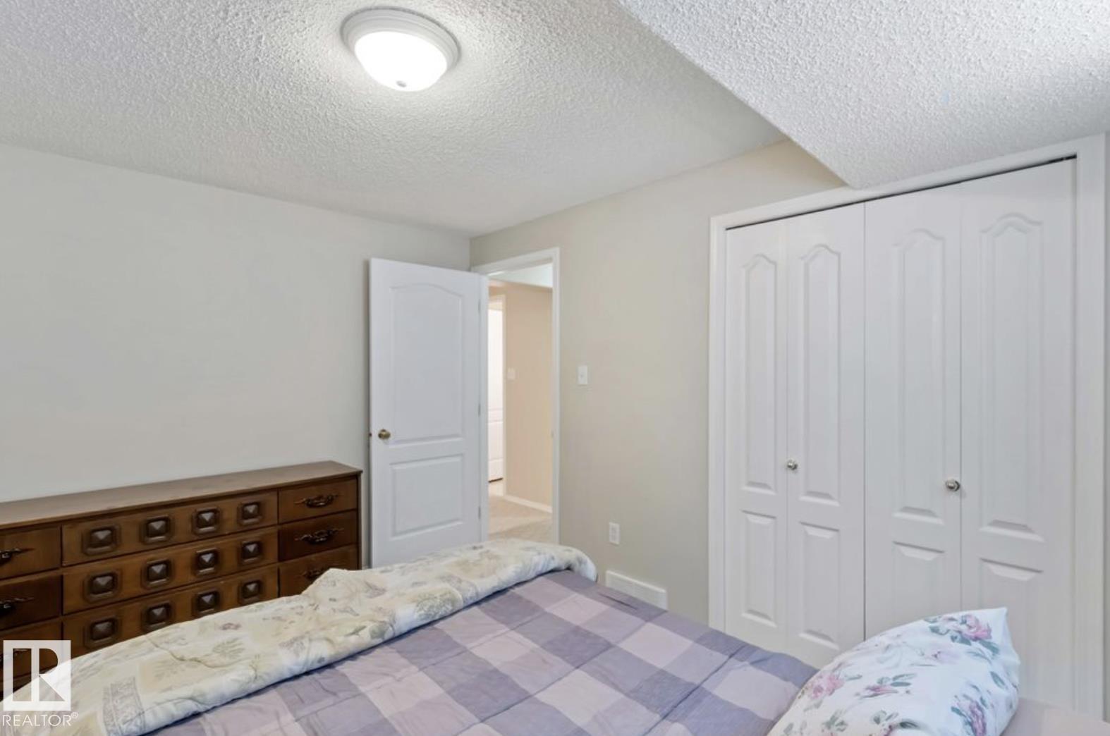 Photo 35 of 19 Westwood Green, Fort Saskatchewan AB