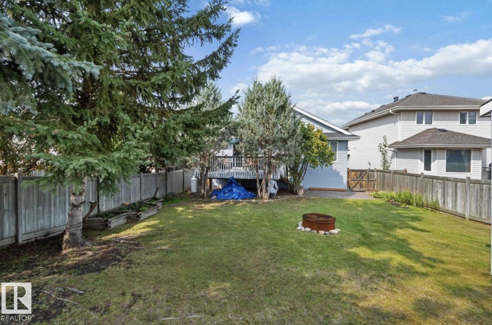 Photo 48 of 19 Westwood Green, Fort Saskatchewan AB