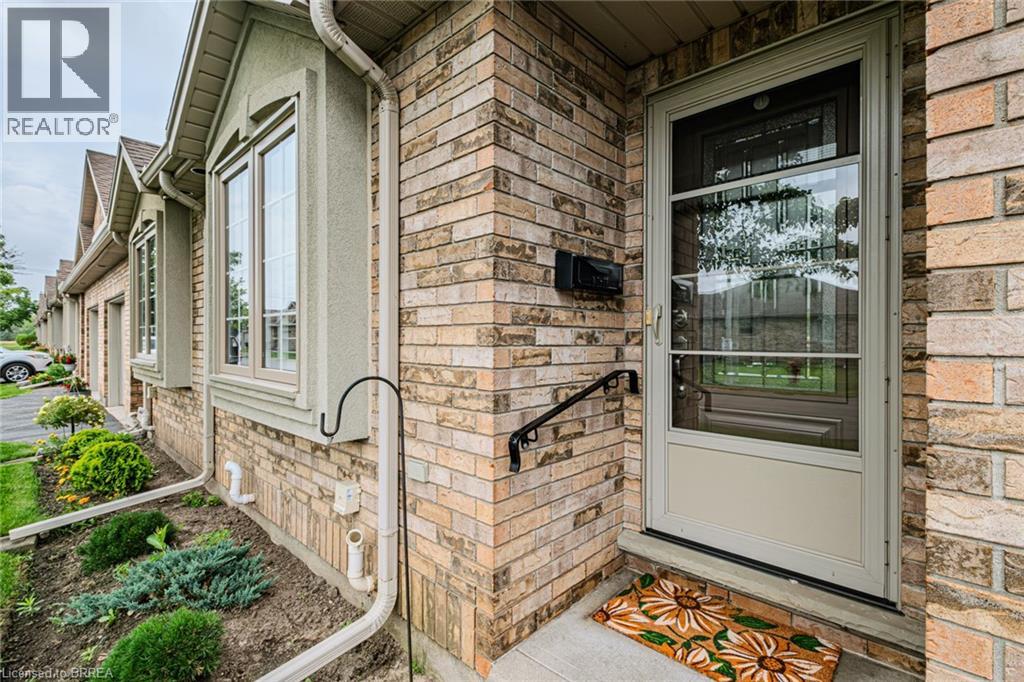 Photo 3 of 110 Somerset Road Unit 9, Brantford ON