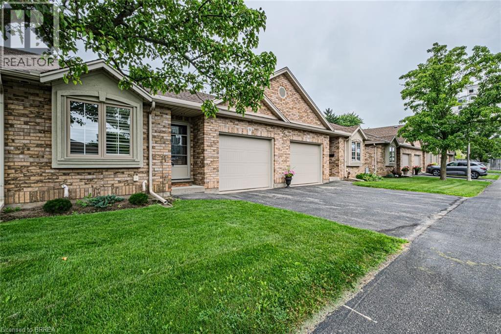 Photo 2 of 110 Somerset Road Unit 9, Brantford ON
