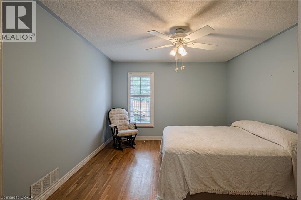 Photo 22 of 110 Somerset Road Unit 9, Brantford ON