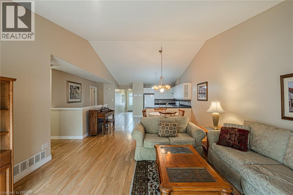 Photo 19 of 110 Somerset Road Unit 9, Brantford ON