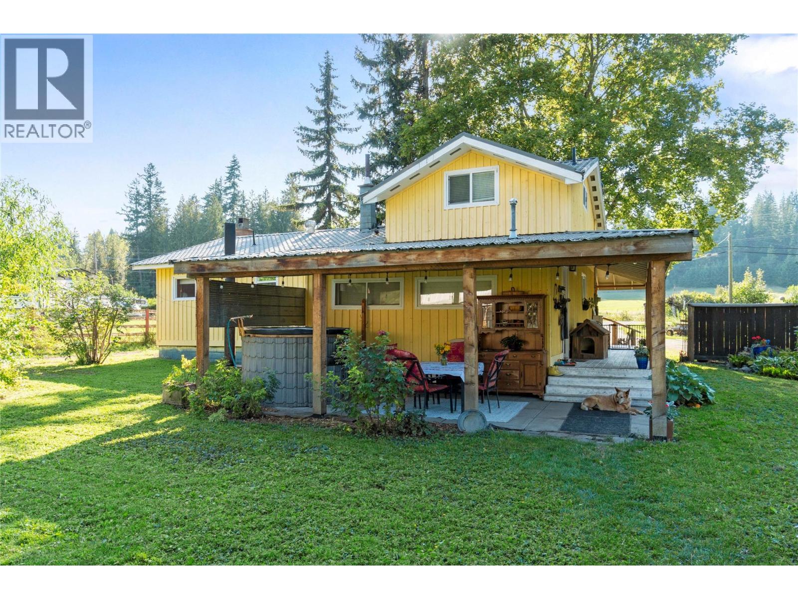 Photo 32 of 3590 50 Street Ne, Salmon Arm BC