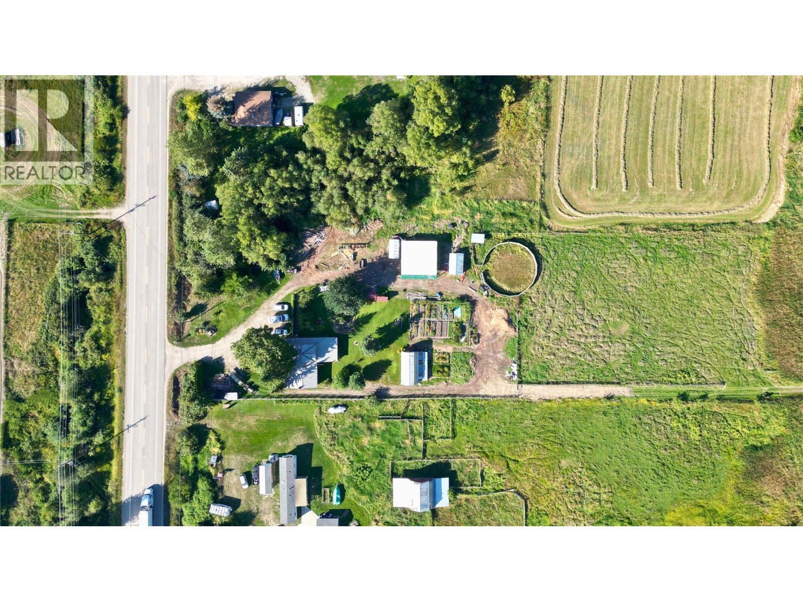 Photo 47 of 3590 50 Street Ne, Salmon Arm BC