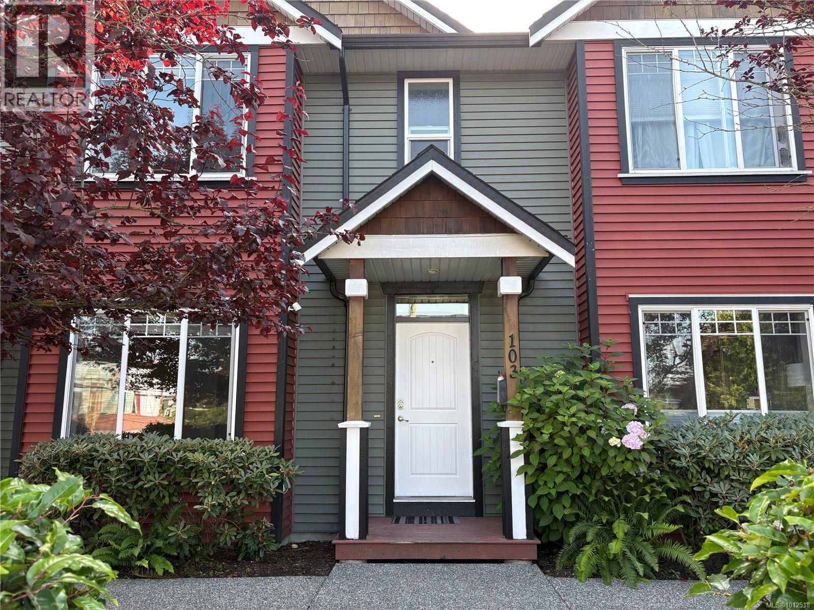 Photo 1 of 103 499 Milton St, Nanaimo BC