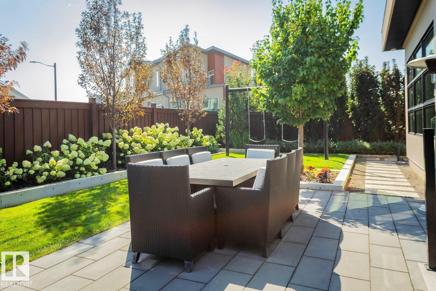 Photo 47 of 682 Howatt Dr Sw, Edmonton AB