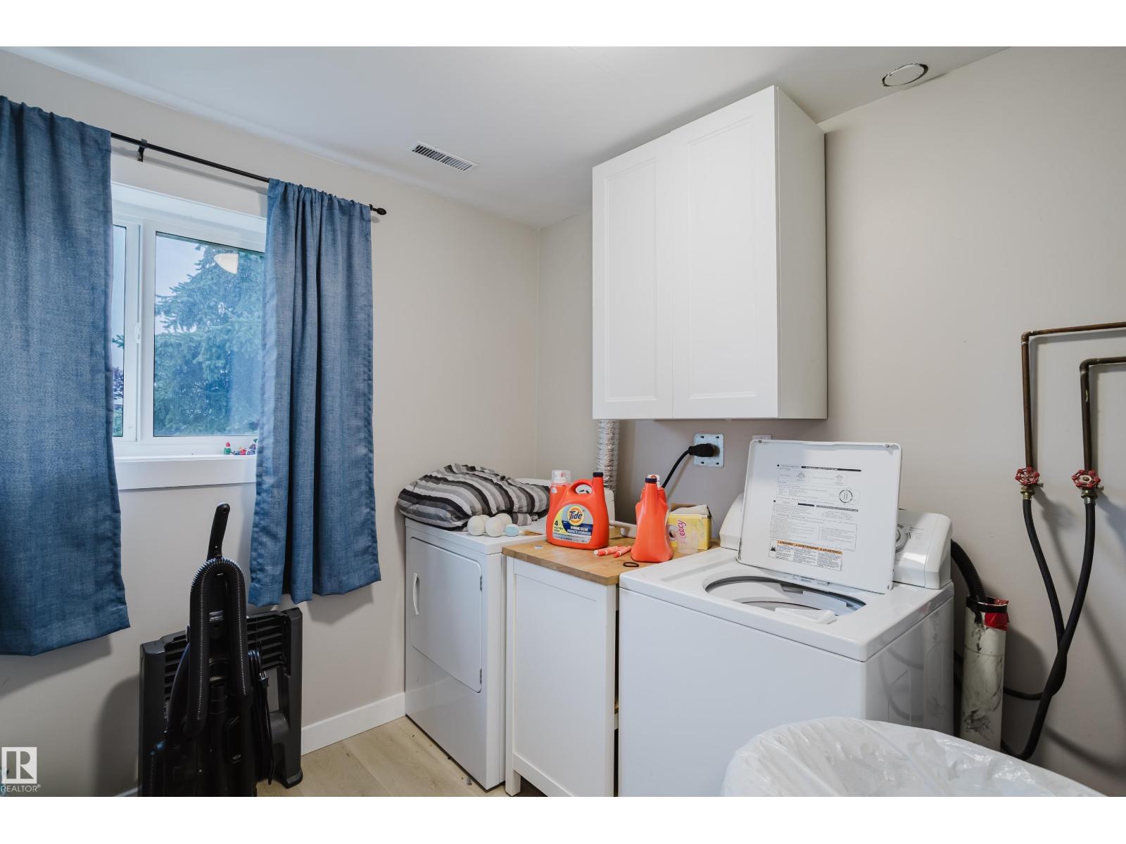 Photo 25 of 149 153 Millbourne Rd E Nw, Edmonton AB