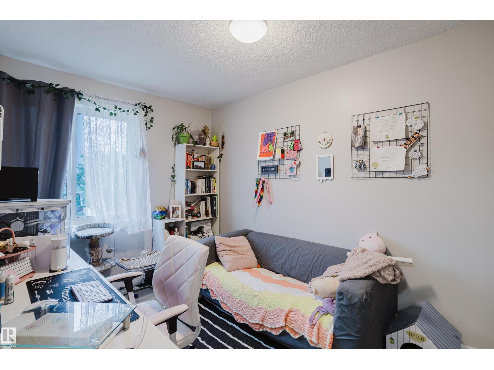 Photo 20 of 149 153 Millbourne Rd E Nw, Edmonton AB