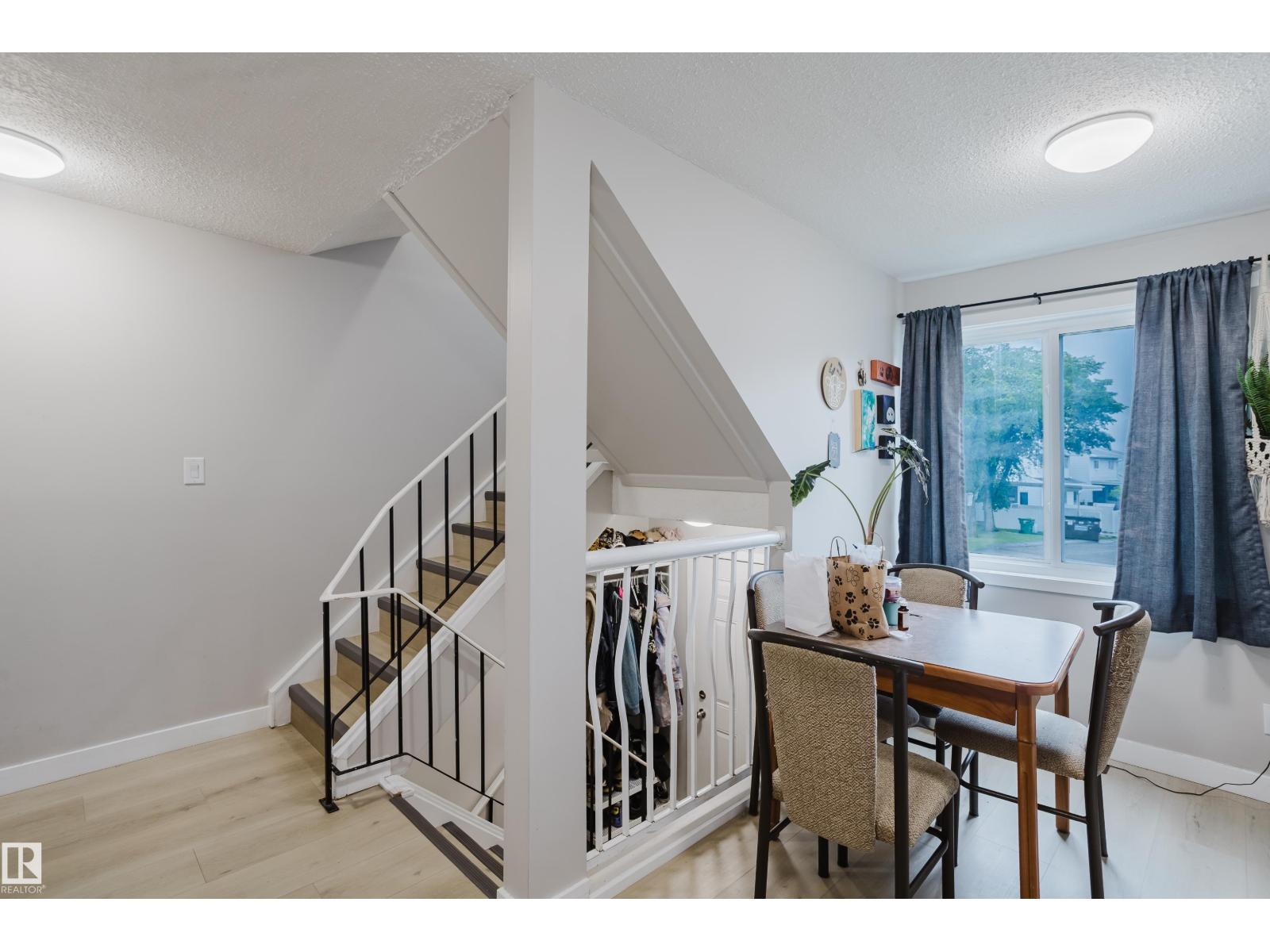 Photo 8 of 149 153 Millbourne Rd E Nw, Edmonton AB